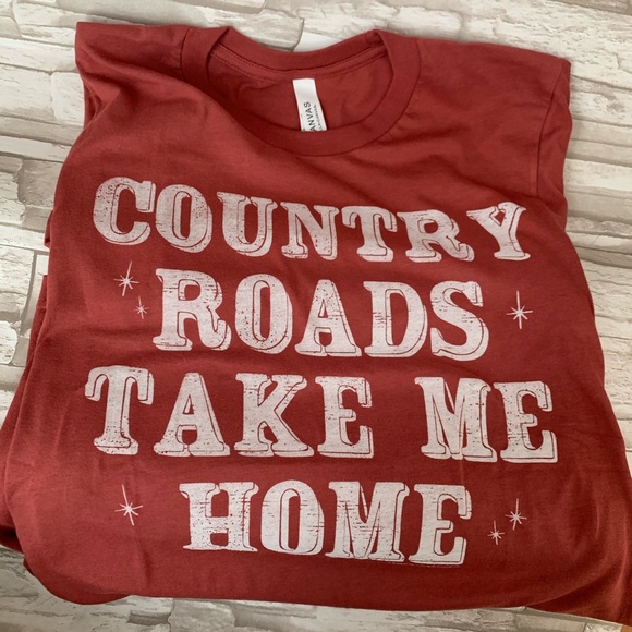 Country roads tee - Picture 1 of 2